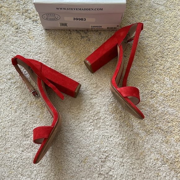 Steve Madden Sandals (red suede) - Picture 3 of 6